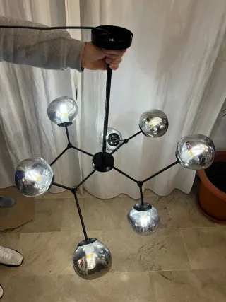 Lámpara araña moderna cristal y metal