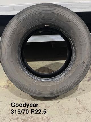 Neumaticos de camion