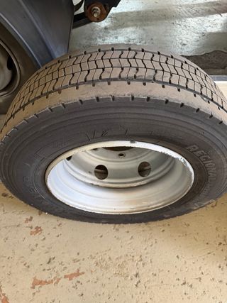 Neumaticos de camion