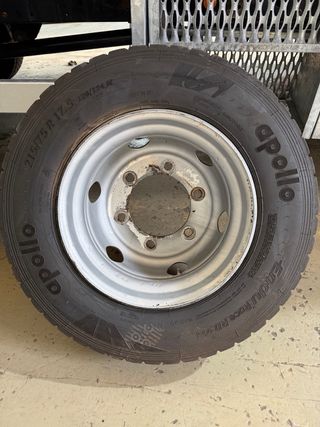 Neumaticos de camion