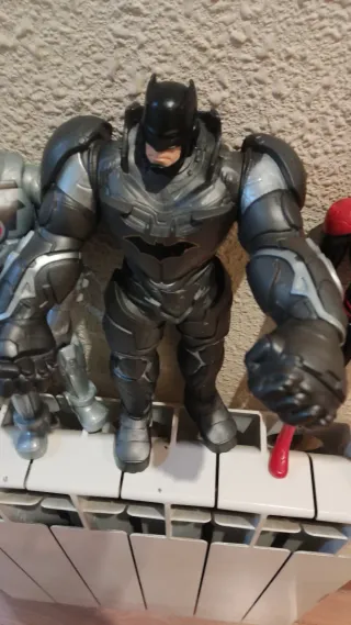 Lote 4 Figuras acción Superhéroes Marvel DC GRANDE