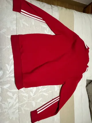 Sudadera Adidas Roja con Capucha