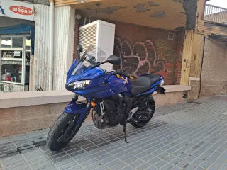 Moto Deportiva Azul