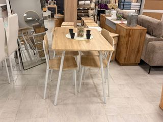 NUEVO!! Mesa de Cocina con Sillas
