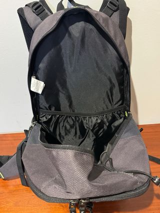 Mochila Quechua Arpenaz 20XC Negra/Gris