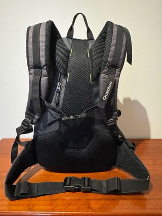 Mochila Quechua Arpenaz 20XC Negra/Gris