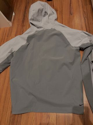 Chaqueta Nike Tech Gris y Verde (ORIGINAL)