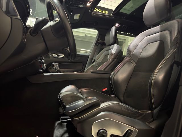 Volvo XC60 D5 Rdesing 235cv Full equipe