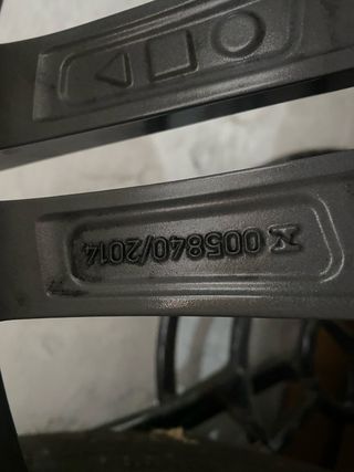 Llanta Mercedes AMG 19”