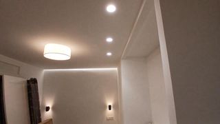 Pintura y alisado de paredes