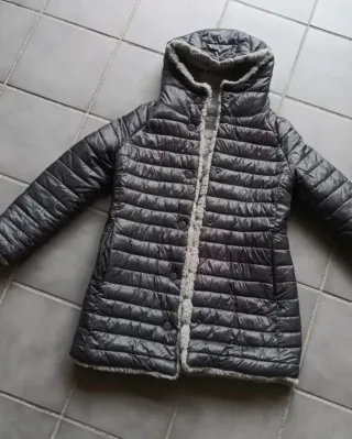 Abrigo reversible gris