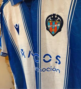 Camiseta Levante UD