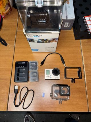 GoPro Hero 3 White + accessori
