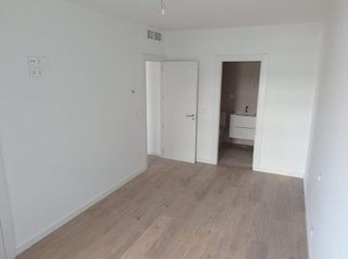 Piso en alquiler en Avda. Federico Garcia Lorca - Nueva Estación Autobuses en Granada