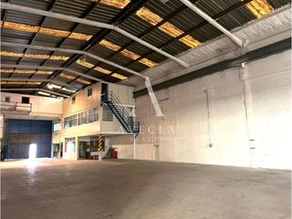 Nave industrial en alquiler en Sant Fost de Campsentelles