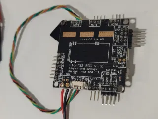 Gimbal 2 Ejes DAL GoPro + Controladora 3 Ejes