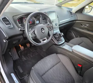 Renault Grand Scenic 2018 140cv Gasolina 7 PLAZAS