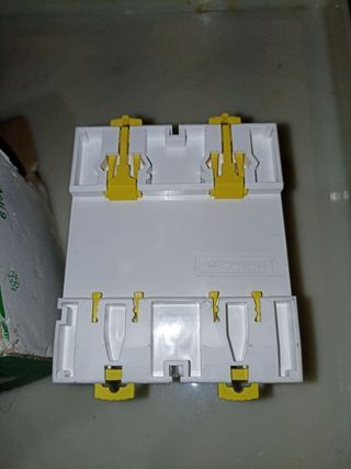 Schneider A9R61425 Interruptor DiferencialSchneide