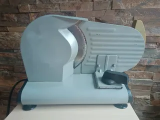 Cortafiambres eléctrico