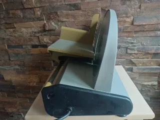 Cortafiambres eléctrico