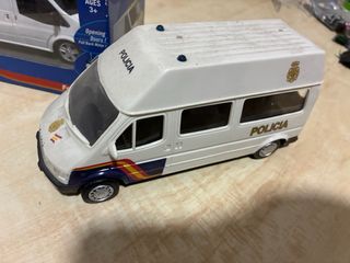 Maqueta Ford Transit 1/32 Policía