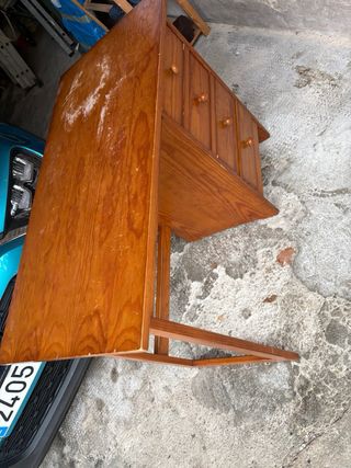 Mesa escritorio de madera maciza – robusta