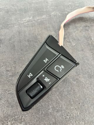 Mandos Volante Seat Leon MK3