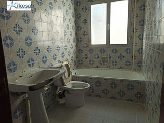 Piso en venta en Carolina (La)