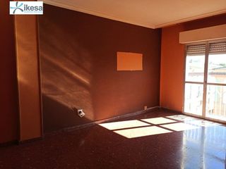 Piso en venta en Carolina (La)