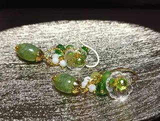 Orecchini Murano Giada Verde olive,bianca,Acciaio