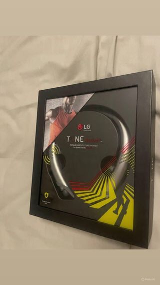 Auriculares Deportivos LG TONE Active+