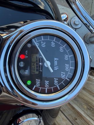 Suzuki C800 Intruder