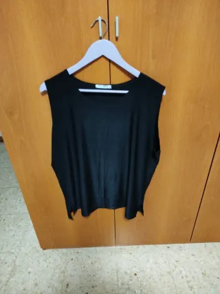 Top sin mangas mujer negro