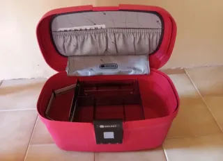 Neceser rojo nuevo: Desley