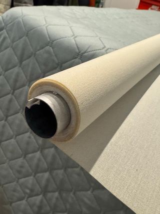 Estor enrollable translúcido blanco crema 175x240