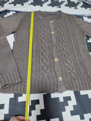 Chaqueta de punto marrón