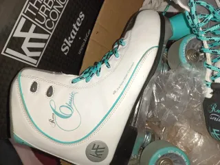 Patines Retro Classic Blancos y Turquesa