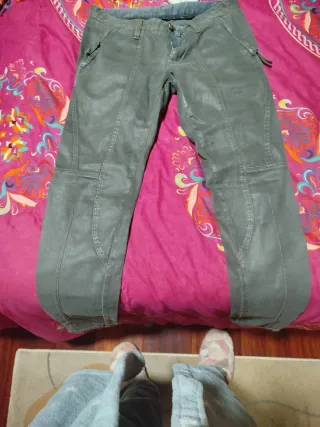 Pantalones cargo gris y caqui Talla L