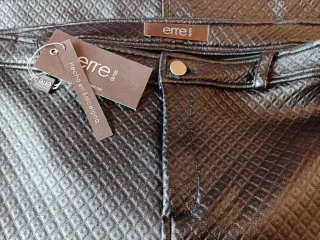 Falda negra polipiel EdR