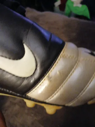 Botas de fútbol Nike Total 90 III