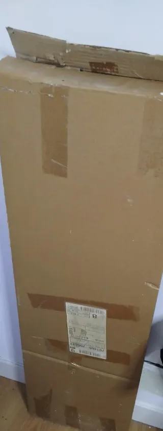 Habitación infantil convertible. Cuna y cama