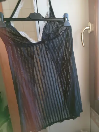 Lingerie nera con pizzo