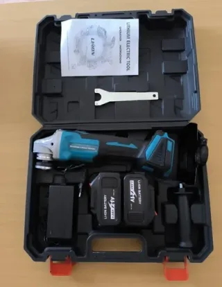 Amoladora a batería con 2 baterías