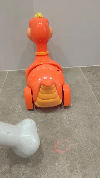 Dinosaurio Teledirigido Marca Bizak