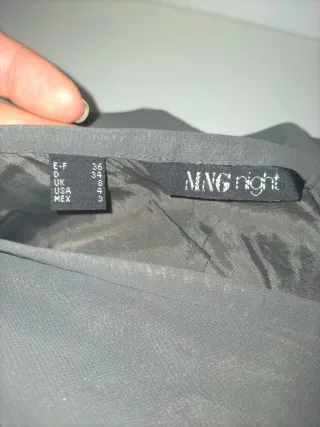 Falda larga gris Con sutil cola