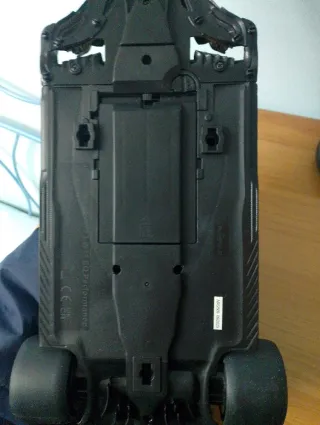 Coche F1 Mercedes Benz Negro