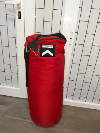 Saco de Boxeo Outshock Puñetazo Rojo 14 kg