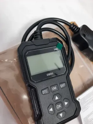 Máquina diagnóstico OBDII V400