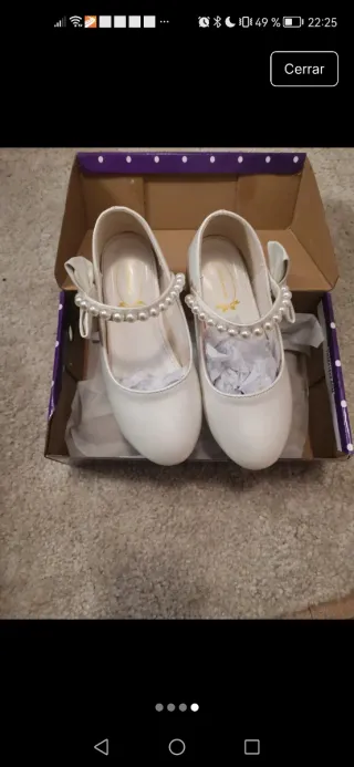 Zapatos niña blancos perlas y lazo