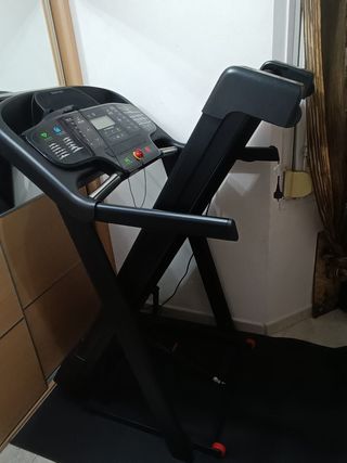 Cinta de Correr Domyos T540C + Alfombra especial.